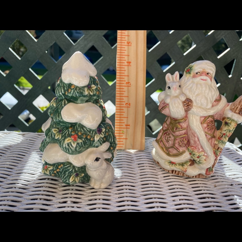 Vintage Christmas Santa Salt and Pepper Shakers